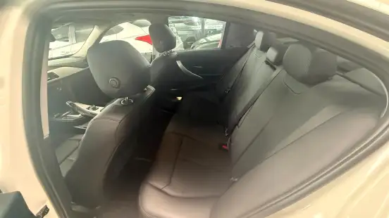 BMW-320i-2.0 16V TURBO ACTIVE FLEX 4P AUTOMÁTICO BMW-320i-2015