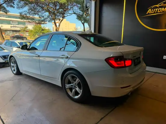 BMW-320i-2.0 16V TURBO ACTIVE FLEX 4P AUTOMÁTICO BMW-320i-2013