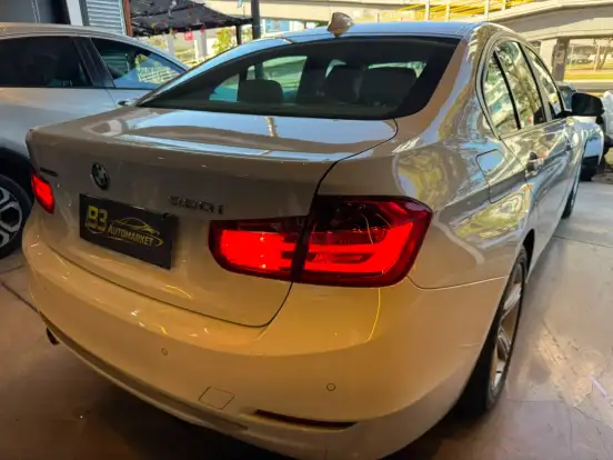 BMW-320i-2.0 16V TURBO ACTIVE FLEX 4P AUTOMÁTICO BMW-320i-2013