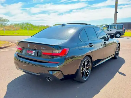 BMW-320i-2.0 16V TURBO FLEX M SPORT AUTOMÁTICO BMW-320i-2021