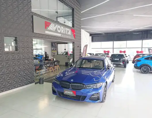 BMW-320i-2022