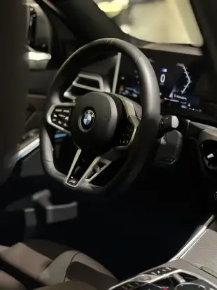 BMW-320i-2026