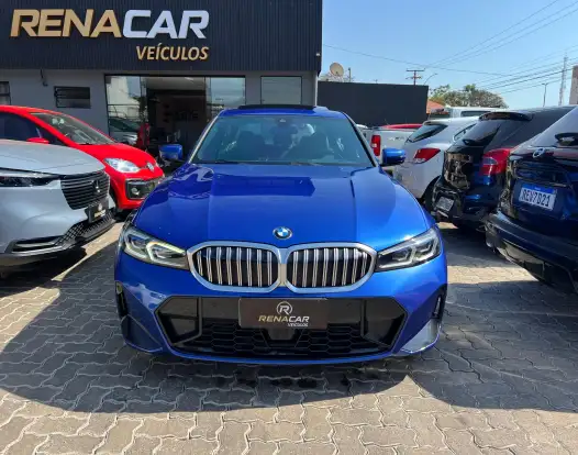 BMW-320i-2022