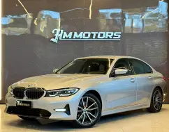 BMW 320i 2.0 16V TURBO GASOLINA SPORT AUTOMÁTICO BMW 320i 2.0 16V TURBO GASOLINA SPORT AUTOMÁTICO