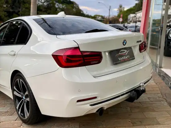 BMW-320i-2.0 SPORT 16V TURBO ACTIVE FLEX 4P AUTOMÁTICO BMW-320i-2018