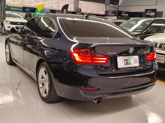 BMW-320i-2014