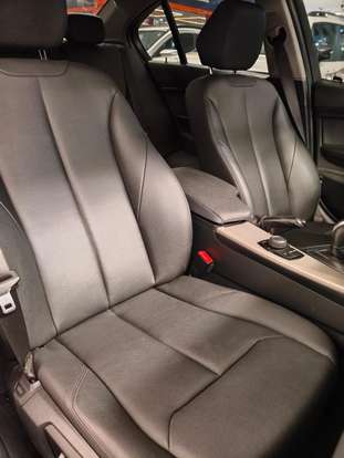 BMW-320i-2014