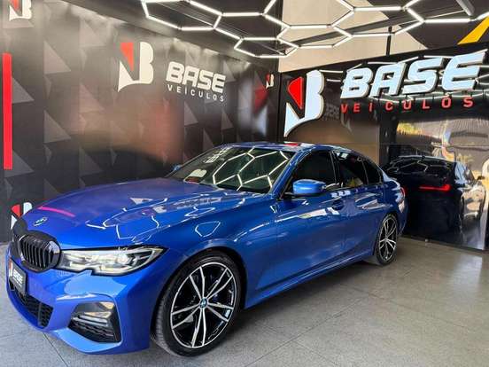 BMW-320i-2021