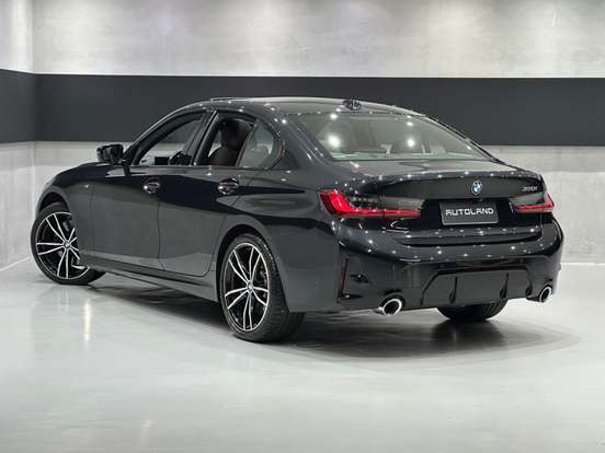 BMW-320i-2.0 16V TURBO FLEX M SPORT AUTOMÁTICO BMW-320i-2023