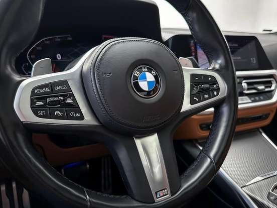 BMW-320i-2021