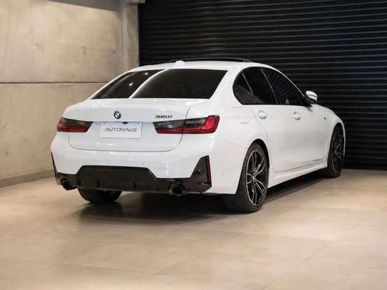 BMW-320i-2.0 16V TURBO FLEX M SPORT AUTOMÁTICO BMW-320i-2023