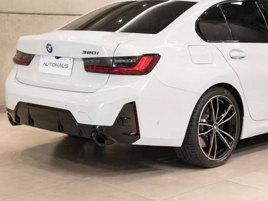 BMW-320i-2.0 16V TURBO FLEX M SPORT AUTOMÁTICO BMW-320i-2023