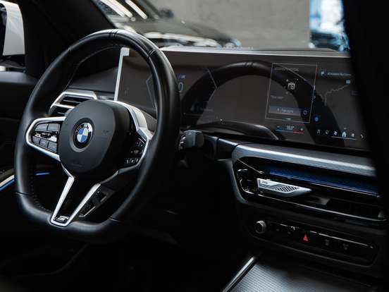 BMW-320i-2024