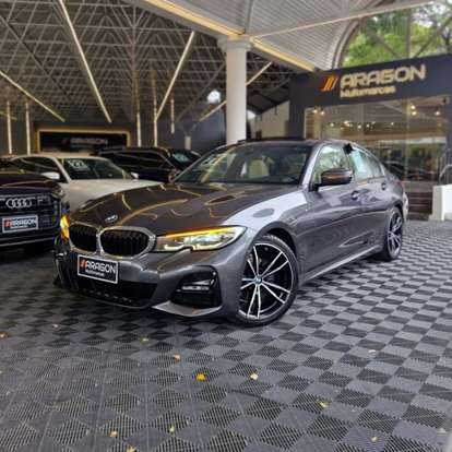 BMW-320i-2020