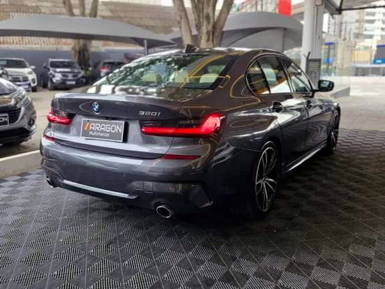 BMW-320i-2.0 16V TURBO GASOLINA M SPORT AUTOMÁTICO BMW-320i-2020