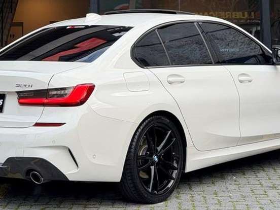 BMW-320i-2.0 16V TURBO GASOLINA M SPORT AUTOMÁTICO BMW-320i-2020