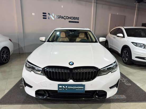 BMW-320i-2.0 16V TURBO GASOLINA SPORT GP AUTOMÁTICO BMW-320i-2019