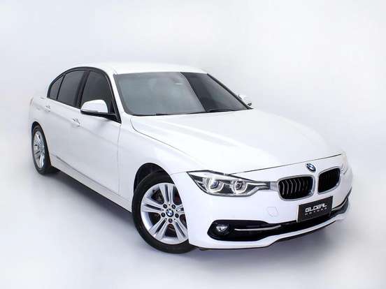 BMW-320i-2017
