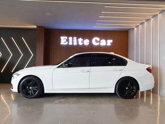 BMW-320i-2.0 SPORT 16V TURBO ACTIVE FLEX 4P AUTOMÁTICO BMW-320i-2017