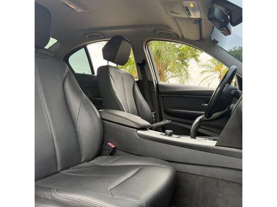 BMW-320i-2.0 SPORT 16V TURBO GASOLINA 4P AUTOMÁTICO BMW-320i-2012
