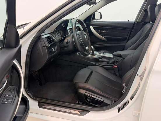 BMW-328i-2015