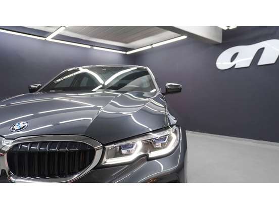 BMW-330e-2.0 16V TURBO HÍBRIDO M SPORT AUTOMÁTICO BMW-330e-2022
