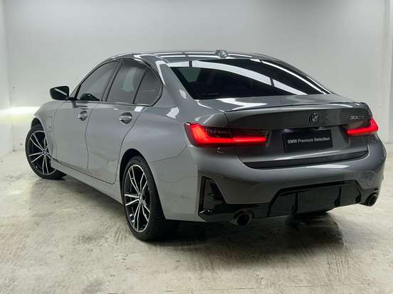 BMW-330e-2.0 16V TURBO HÍBRIDO M SPORT AUTOMÁTICO BMW-330e-2023