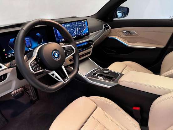 BMW-330e-2.0 16V TURBO HÍBRIDO M SPORT AUTOMÁTICO BMW-330e-2025