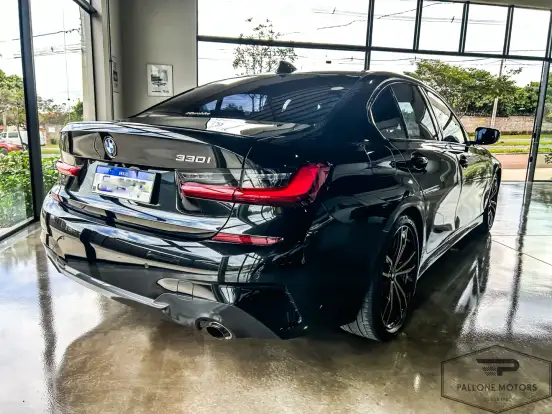 BMW-330i-2.0 16V TURBO GASOLINA M SPORT AUTOMÁTICO BMW-330i-2019