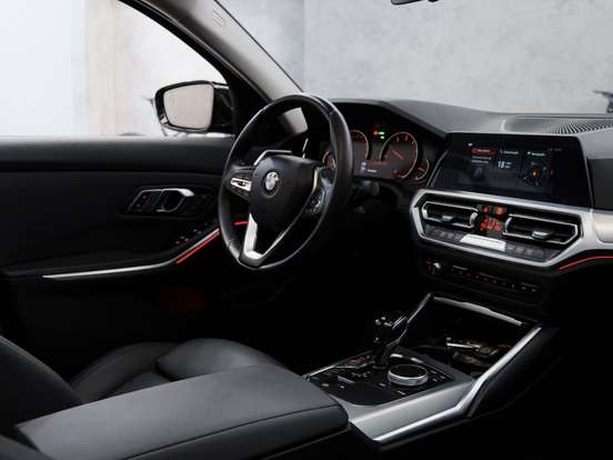 BMW-330i-2.0 16V TURBO GASOLINA SPORT AUTOMÁTICO BMW-330i-2019