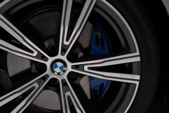 BMW-420i-2022