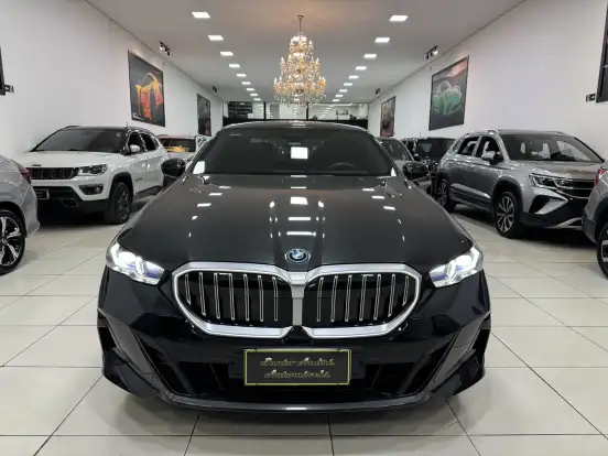 BMW-530e-2024