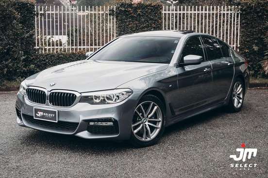 BMW-530i-2017