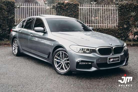 BMW-530i-2017