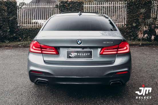 BMW-530i-2017