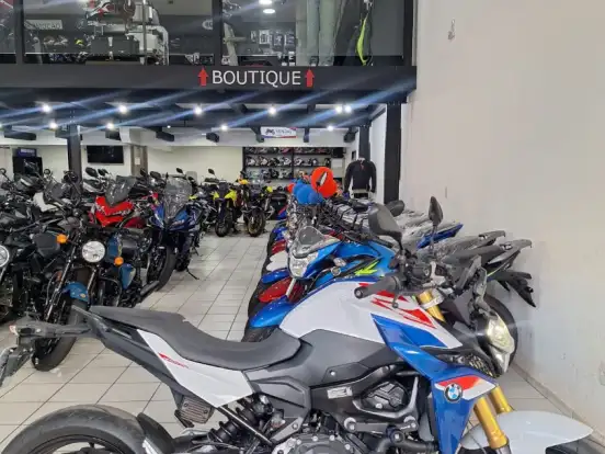 BMW-F 900 R SPORT PLUS BMW-F 900 R SPORT PLUS-2024