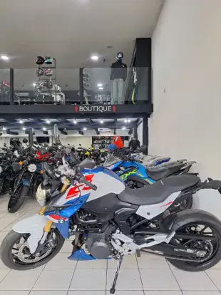 BMW-F 900 R SPORT PLUS-2024