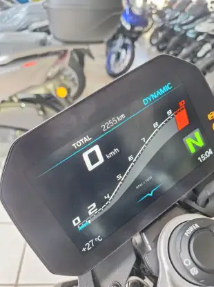 BMW-F 900 R SPORT PLUS-2024