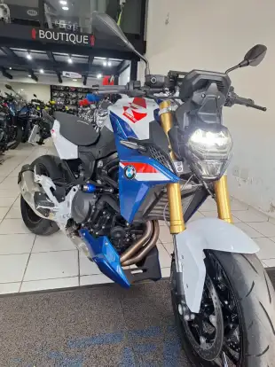 BMW-F 900 R SPORT PLUS-2024