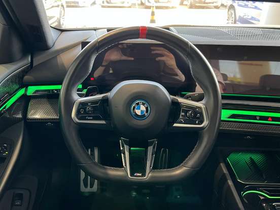 BMW-i5-2024
