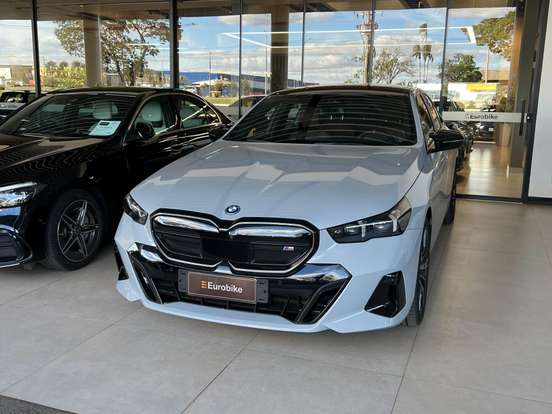 BMW-i5-ELÉTRICO XDRIVE60 M SPORT BMW-i5-2024