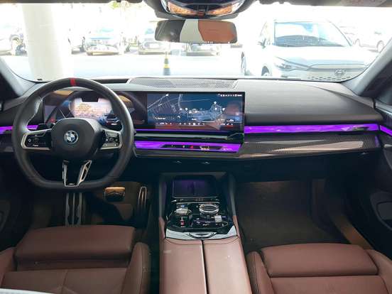 BMW-i5-2024