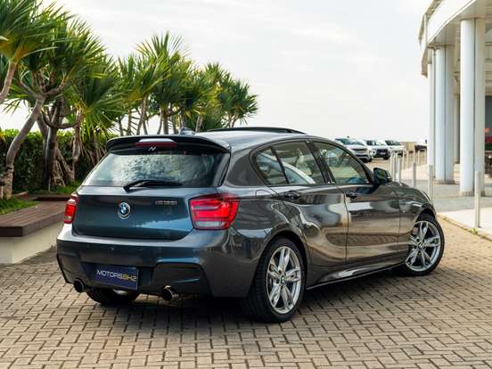 BMW-M 135i-3.0 24V TURBO GASOLINA 4P AUTOMÁTICO BMW-M 135i-2015
