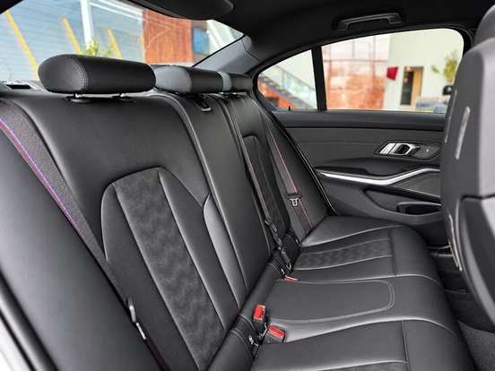BMW-M3-2022