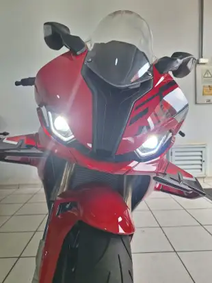 BMW-S 1000 RR-2025