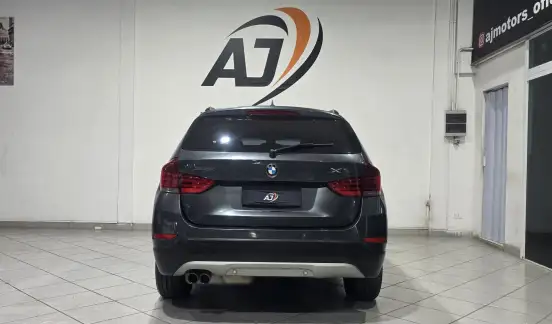 BMW-X1-2015