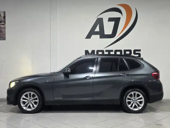 BMW-X1-2.0 16V TURBO ACTIVEFLEX SDRIVE20I 4P AUTOMÁTICO BMW-X1-2015