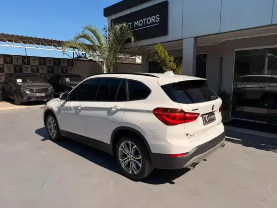 BMW-X1-2.0 16V TURBO ACTIVEFLEX SDRIVE20I 4P AUTOMÁTICO BMW-X1-2019