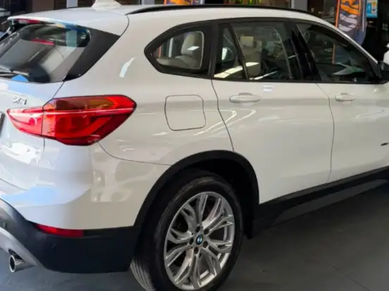 BMW-X1-2.0 16V TURBO ACTIVEFLEX SDRIVE20I 4P AUTOMÁTICO BMW-X1-2018