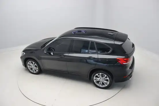 BMW-X1-2.0 16V TURBO ACTIVEFLEX SDRIVE20I GP 4P AUTOMÁTICO BMW-X1-2021